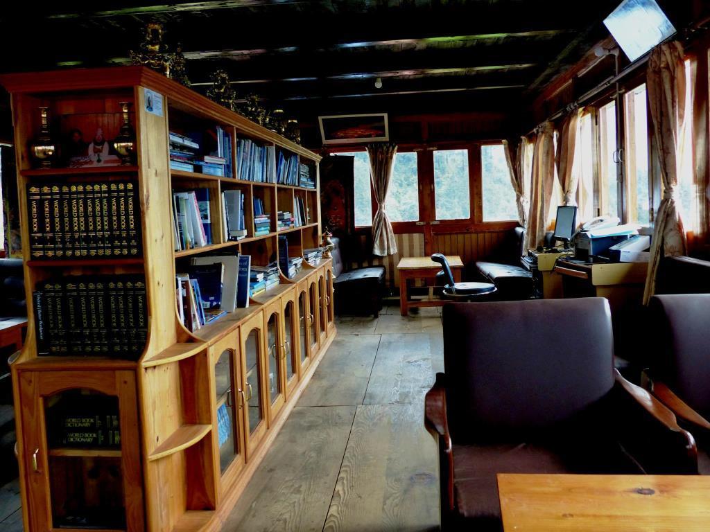 Lukla Airport Resort Lukla Eksteriør billede