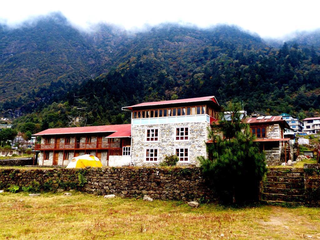 Lukla Airport Resort Lukla Eksteriør billede