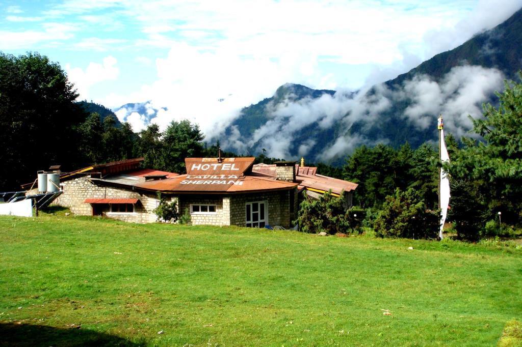 Lukla Airport Resort Lukla Eksteriør billede