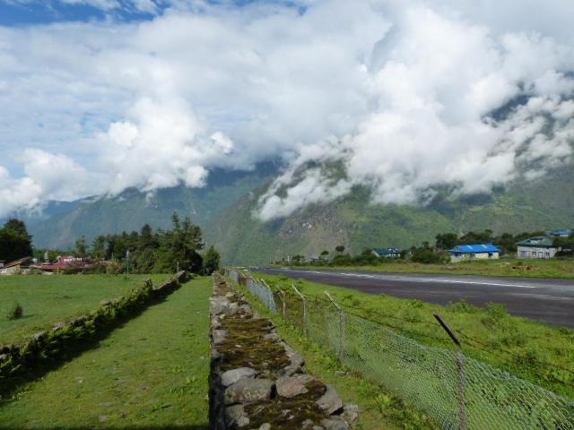 Lukla Airport Resort Lukla Eksteriør billede