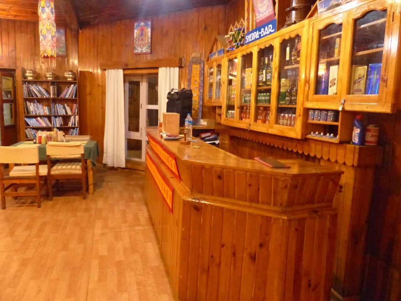 Lukla Airport Resort Lukla Eksteriør billede