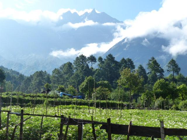 Lukla Airport Resort Lukla Eksteriør billede