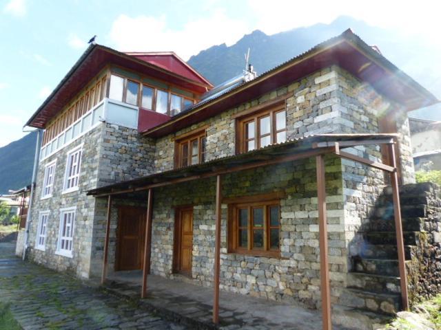 Lukla Airport Resort Lukla Eksteriør billede