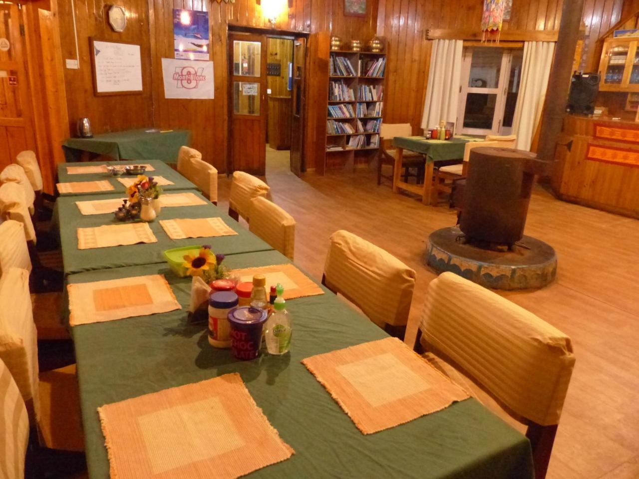 Lukla Airport Resort Lukla Eksteriør billede